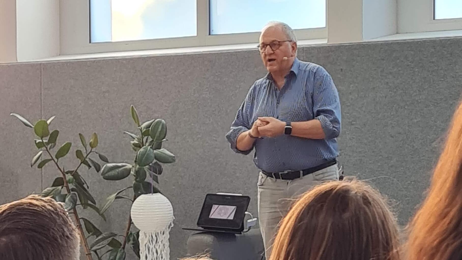 Stefan Ruppaner beim Bildungskongress in Wetzlar